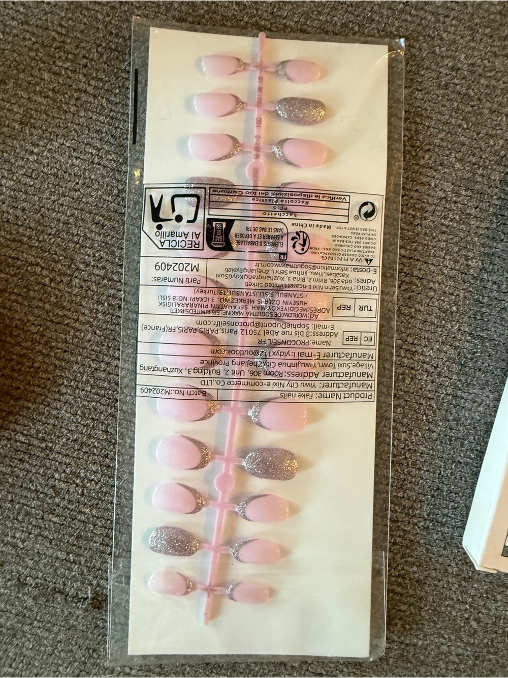 Pink and Silver Glitter Press-On Nail Set - Unbranded